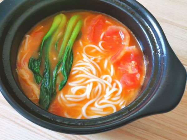 三鲜面有哪些食材( 教你4步做出好吃的三鲜面)