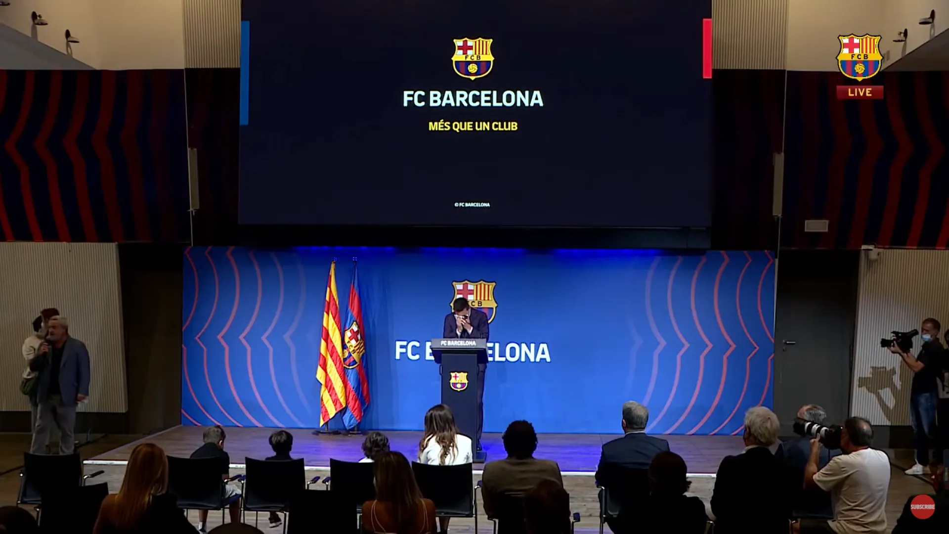 梅西发布会视频（红蓝生涯走到最终章，梅西告别巴萨发布会完整版）