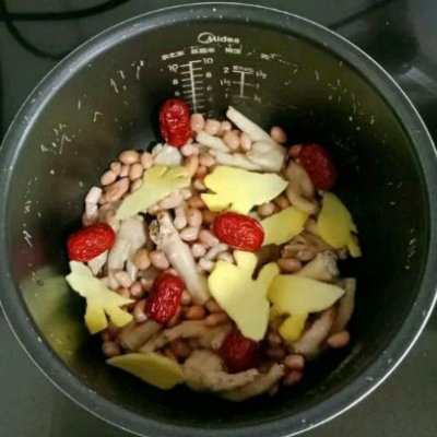 雞爪湯的做法大全,花膠雞爪湯的做法大全