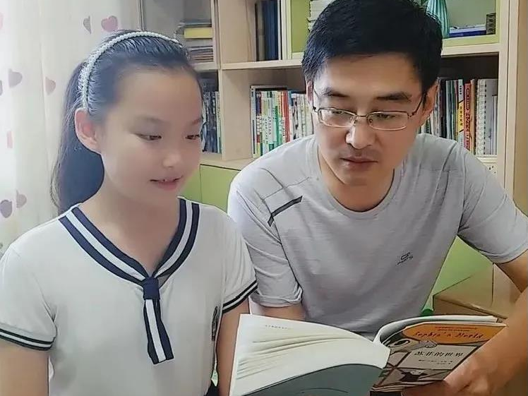 以书为友 终生受益 ——枣园小学暑期月悦共读系列活动