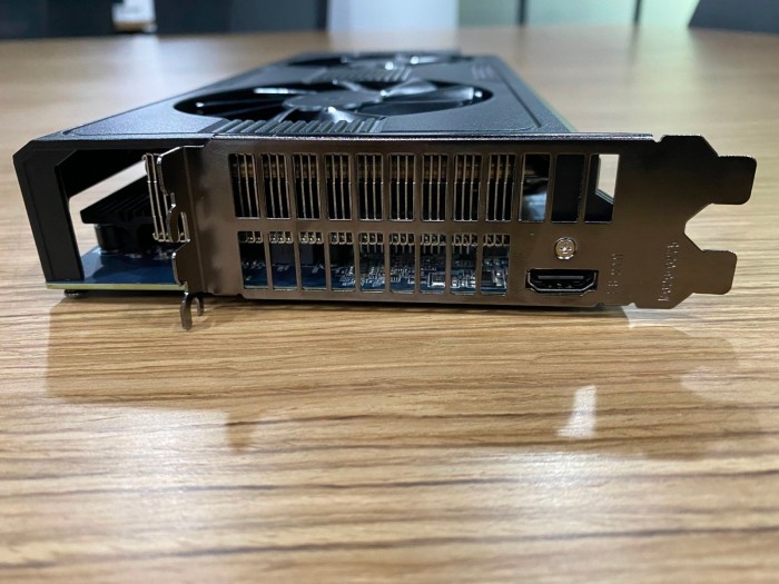 蓝宝石RX 570 Duo双芯矿卡曝光：功耗125W 算力60MH/s