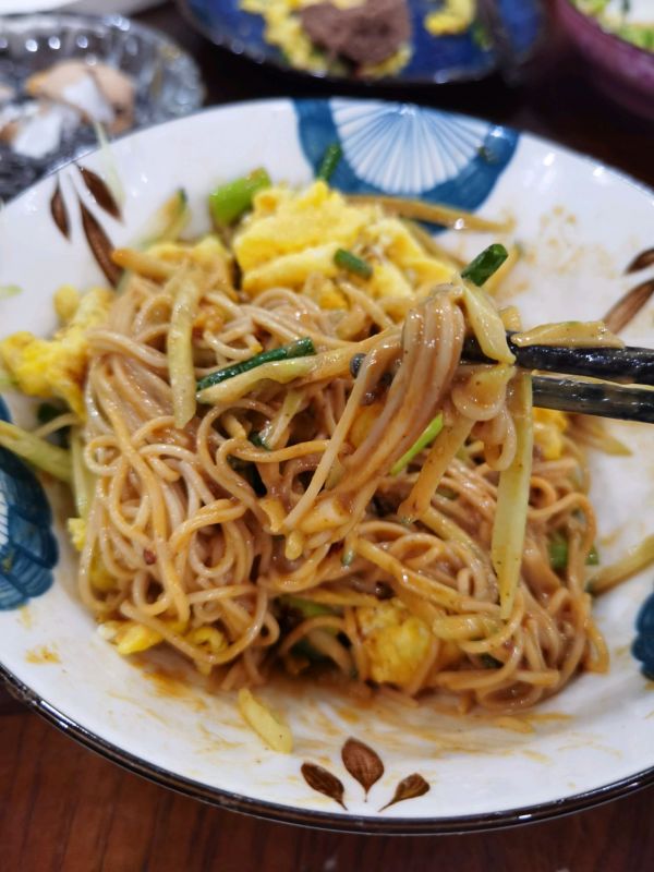 芝麻醬拌面,