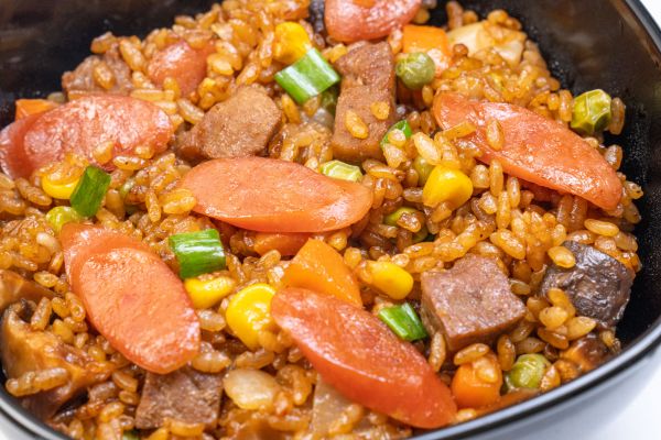 電飯鍋?zhàn)鲲?電飯鍋?zhàn)鲲埫缀退壤? inline=