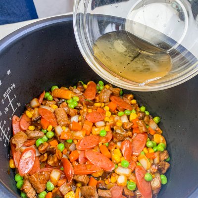 電飯鍋?zhàn)鲲?電飯鍋?zhàn)鲲埫缀退壤? inline=