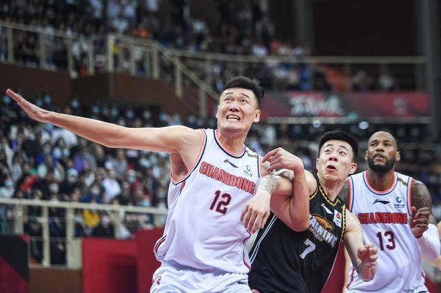 cba为什么不分主场（没了主客场，联赛还能不能玩得转｜新赛季CBA大概率继续赛会制）-趣拿体育