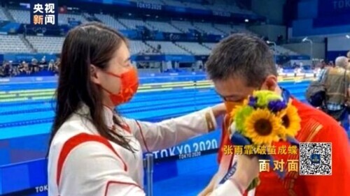 游泳运动打破了一次又一次世界纪录（两金两银 奥运游泳冠军张雨霏如何“破茧成蝶”？）