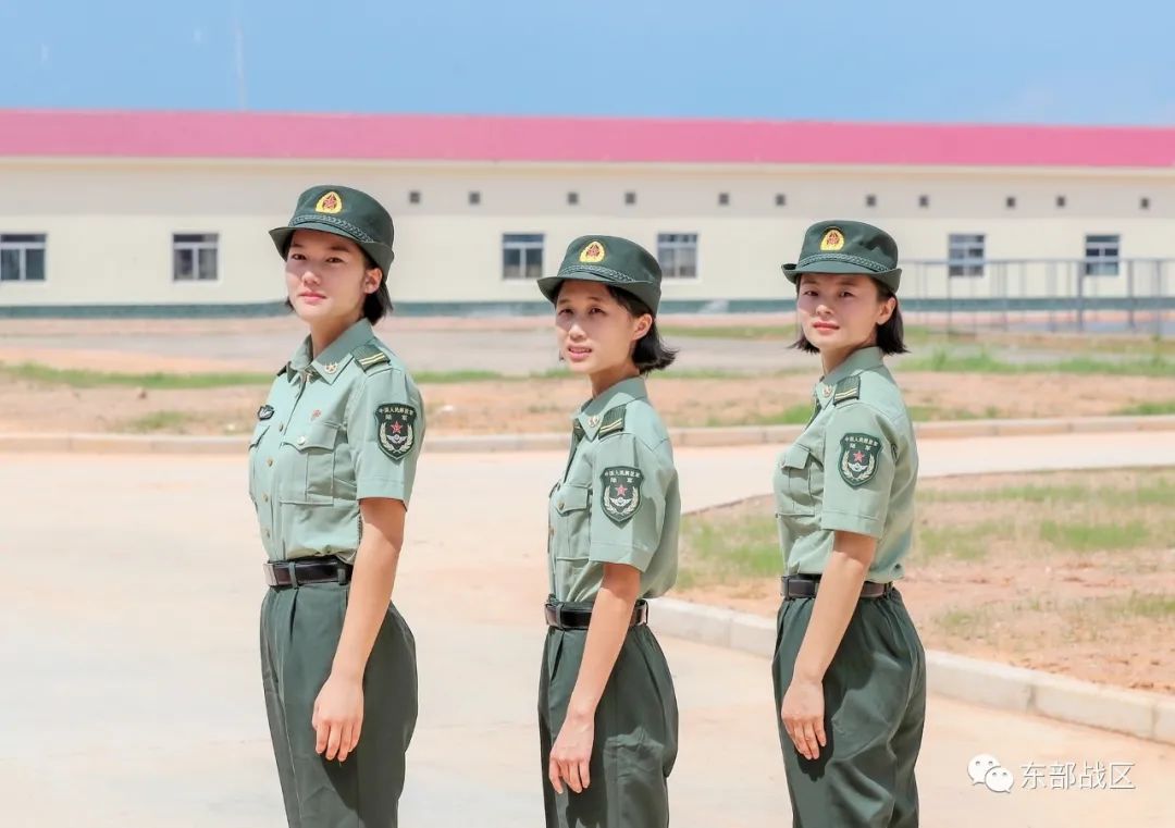 这些女兵都要退伍了，她们的告别感言直击心灵