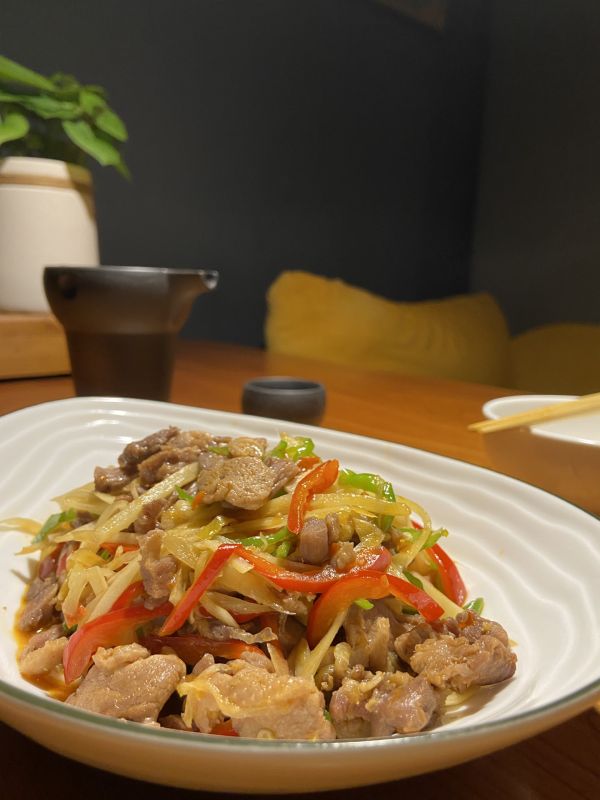 每次做这道子姜小炒鸭，隔壁小孩都会来敲门