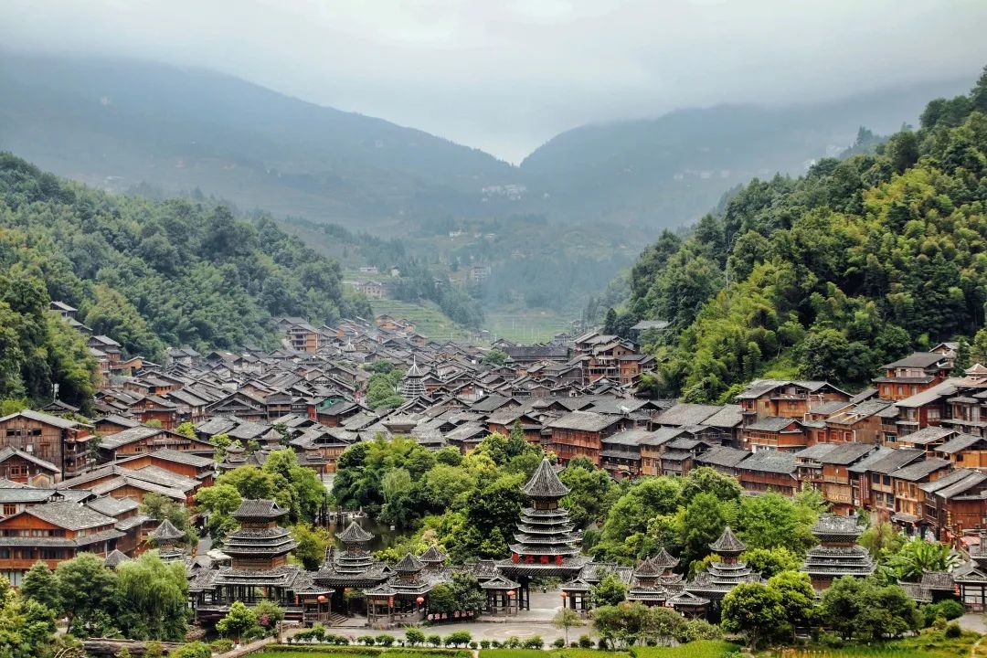 「每日一宿」又发现一处绝美秘境！这个藏在贵州大山侗寨里的小众民宿，引来无数网红争相打卡