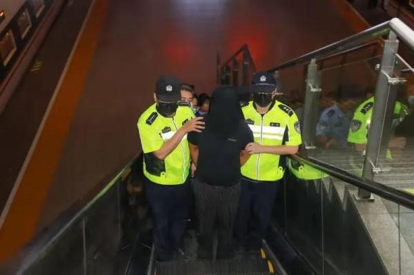 命案追逃17年,被抓时他正跳着广场舞……