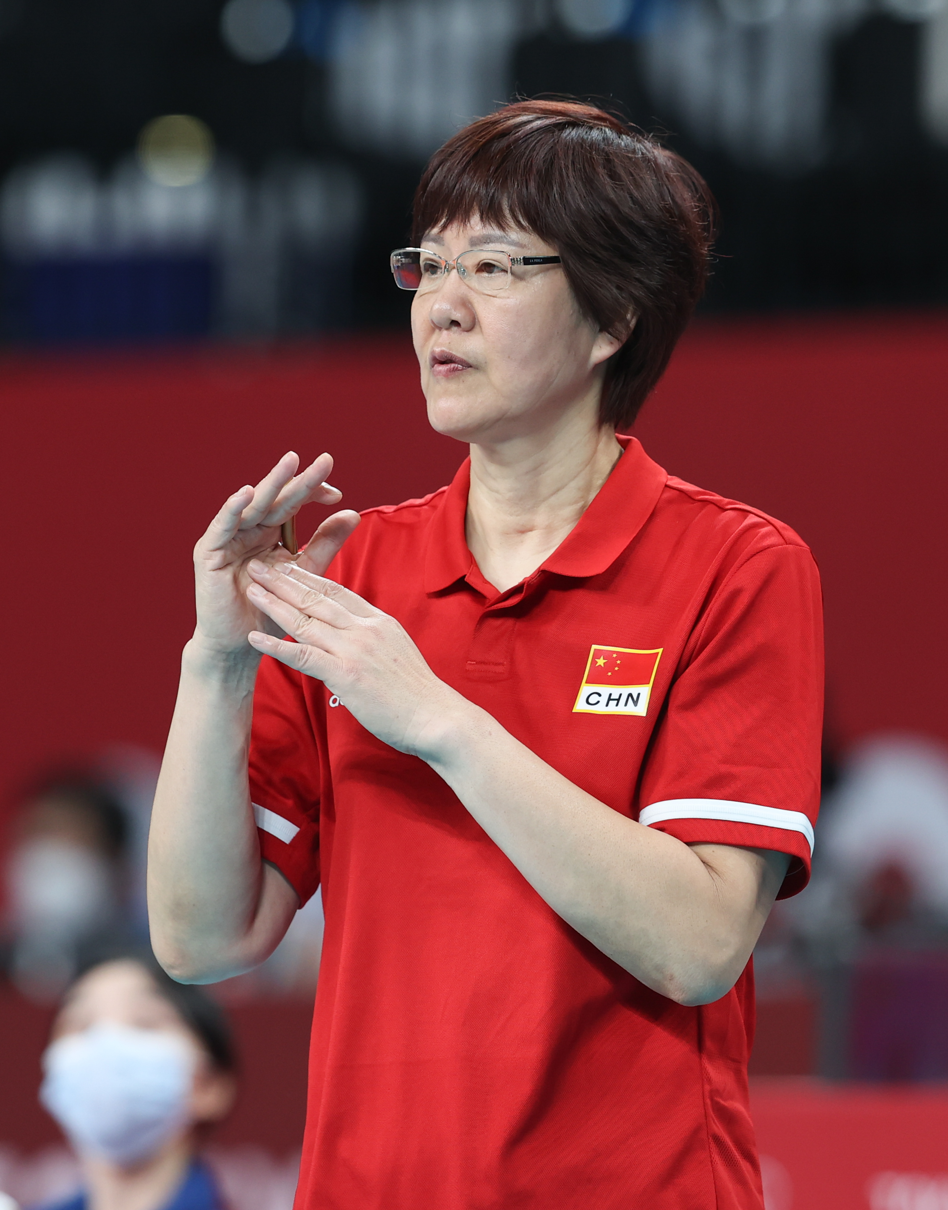 世界杯荷兰女排主教练是谁(郎平宣布离任中国女排主教练)