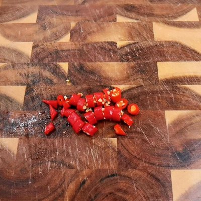 菠菜如何凉拌（新手轻松学会的凉拌菠菜做法分享）