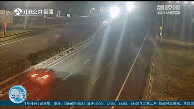高速上，时速100公里的轿车突然刹车失灵！司机还是一名孕妇…