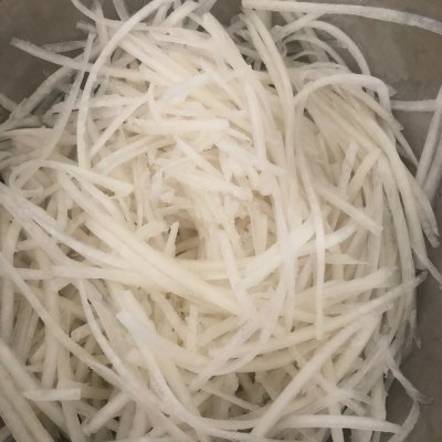 蘿卜燉排骨,蘿卜燉排骨的做法步驟