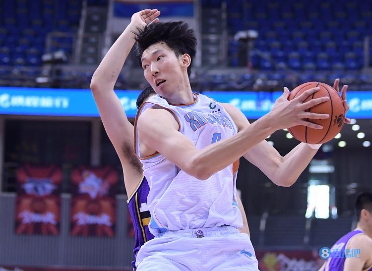 周琦为什么会被nba看上(李轶楠：揭秘周琦加盟NBL始末 他选择一条最难的路)