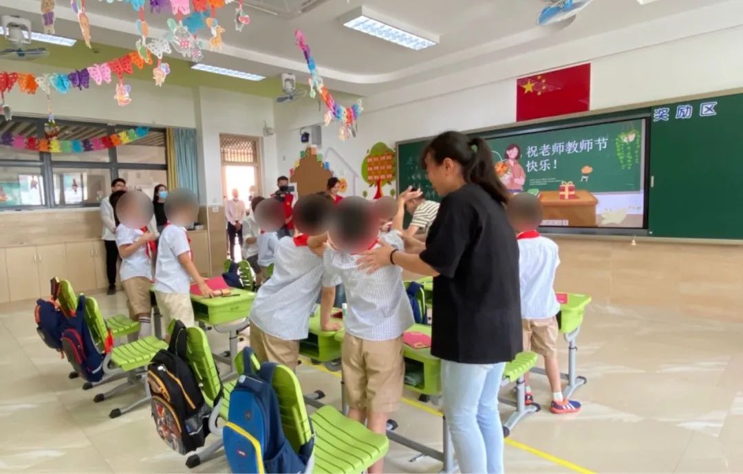用爱浇灌“孤独的花朵”——致敬特教老师