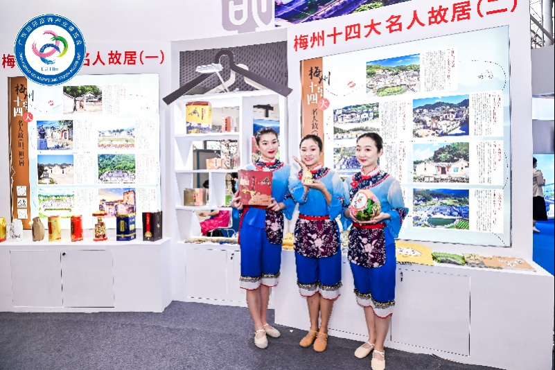 展示湾区世界级旅游目的地，香港景区为迎接内地游客积极准备