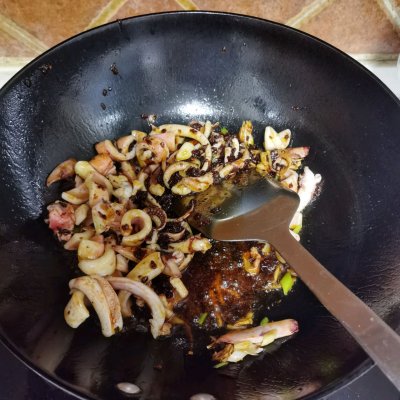 魷魚的做法,魷魚的做法最簡單最好吃