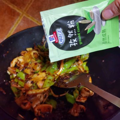 魷魚的做法,魷魚的做法最簡單最好吃