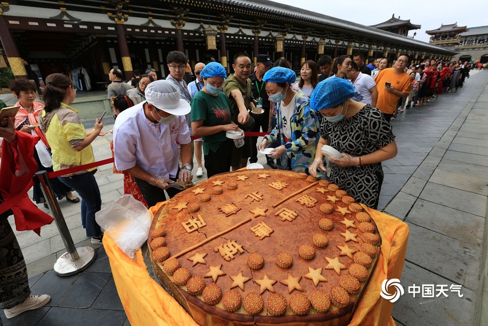 2020年10月1日,河北石家莊正定古城舉辦了