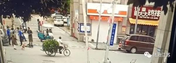 南通城管摔老人,南通城管摔老人处理结果