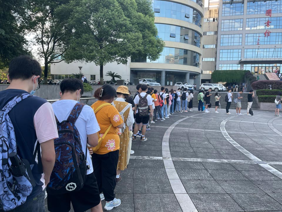 哈师大研究生学院官网（研究生扩招继续）