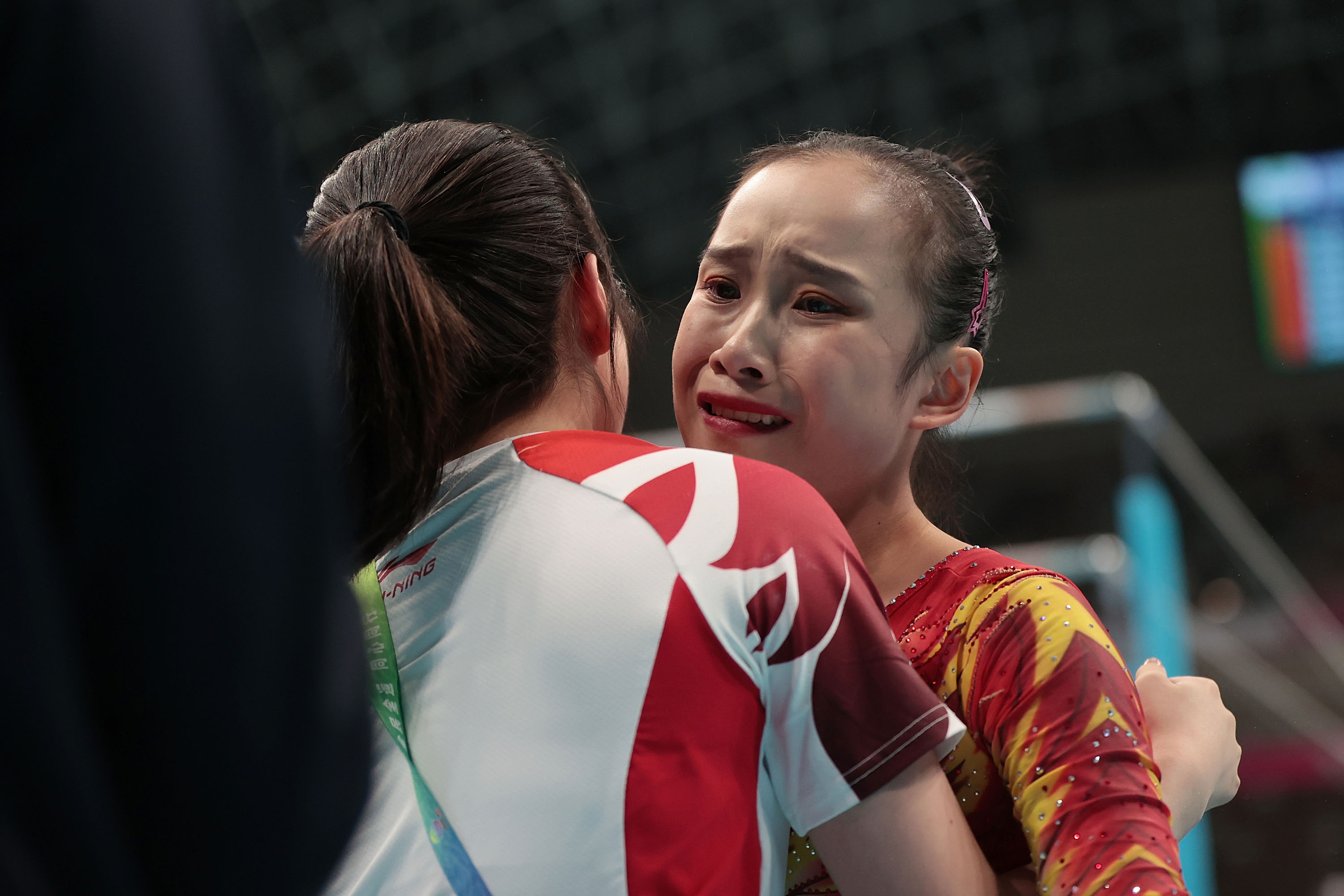 范忆琳体操夺冠（全运会—范忆琳高低杠夺冠 捍卫杠上荣誉）-华海博客