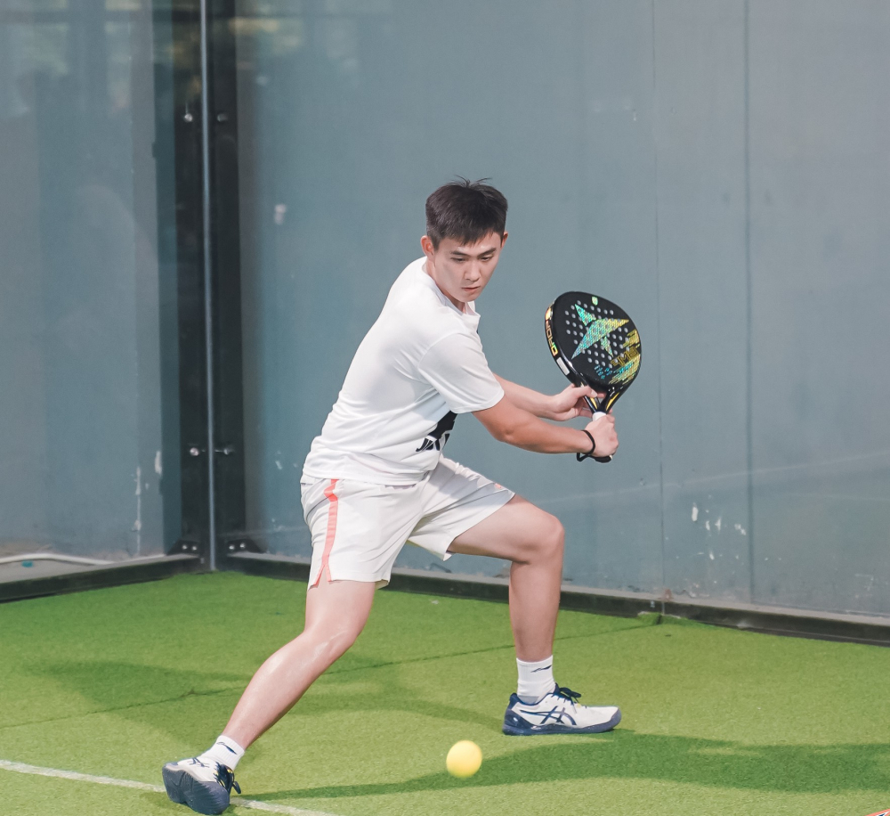 板式网球图片(融合网球、壁球、羽毛球，重庆孩子有了新的锻炼方式——板式网球)