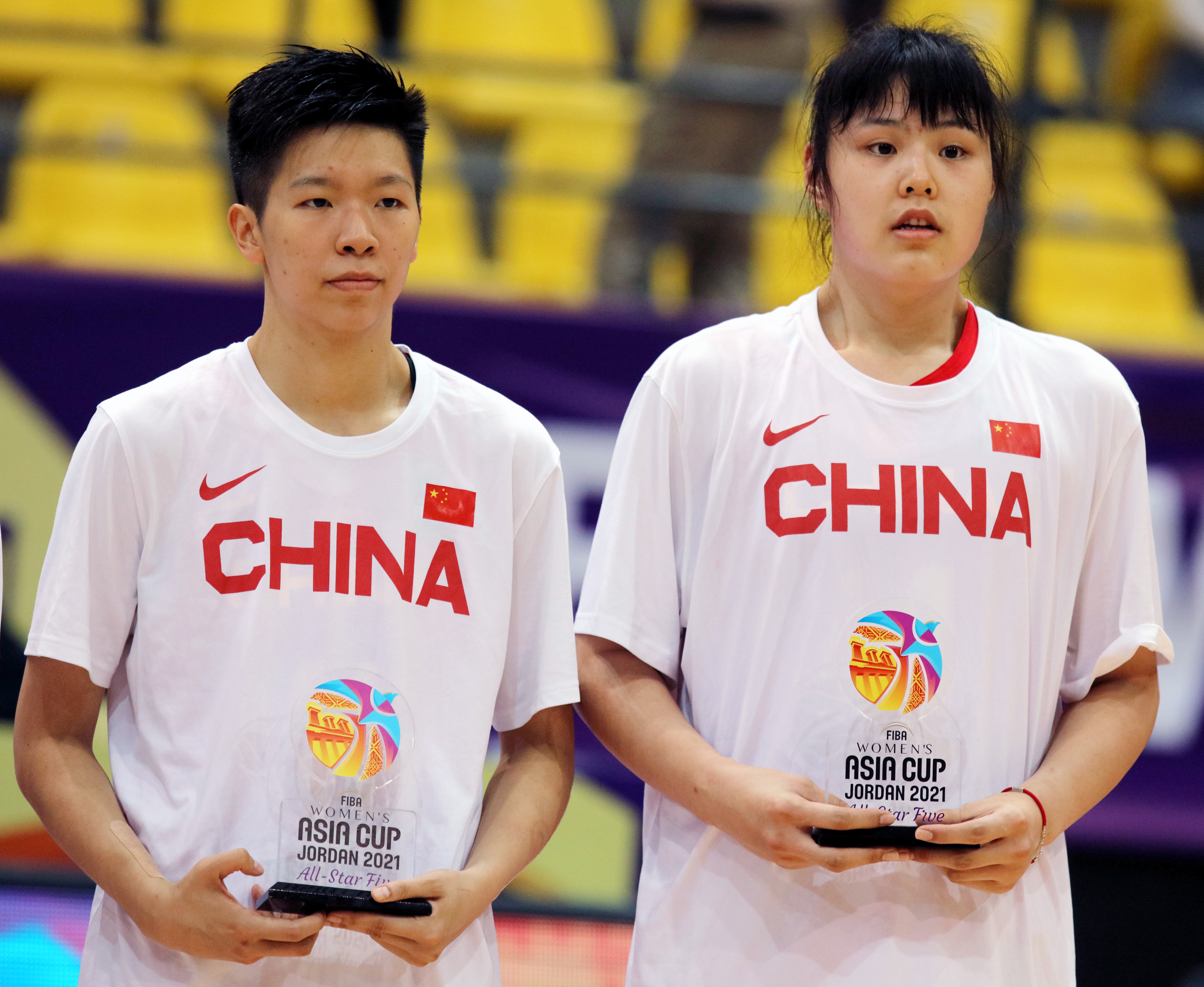 女篮亚洲杯 | 中国队73:78憾负日本队无缘冠军