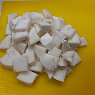 最简单的贝柱的家常做法（让你停不下筷子的贝柱烧萝卜）