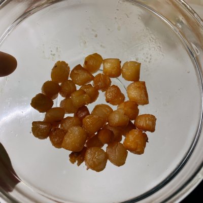 最简单的贝柱的家常做法（让你停不下筷子的贝柱烧萝卜）
