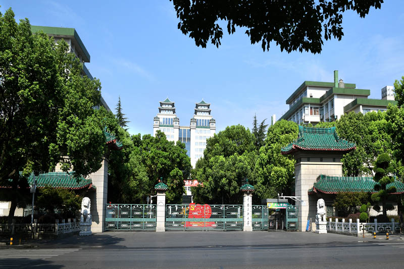 中南名族大学图片