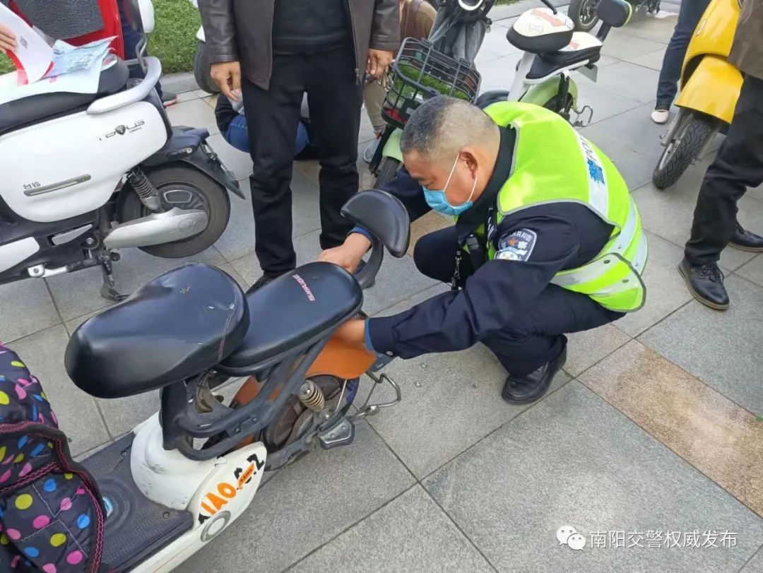 【关注电动车】（39）搞不懂挂牌流程？韩sir直播在线来教！
