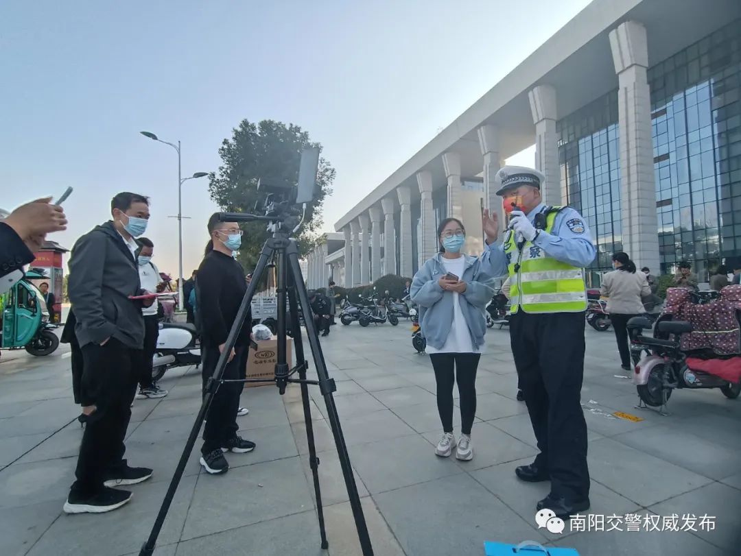 【关注电动车】（39）搞不懂挂牌流程？韩sir直播在线来教！