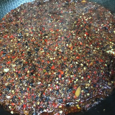 辣椒酱的家常做法（辣椒酱的家常做法大全）-第11张图片-大连信息网