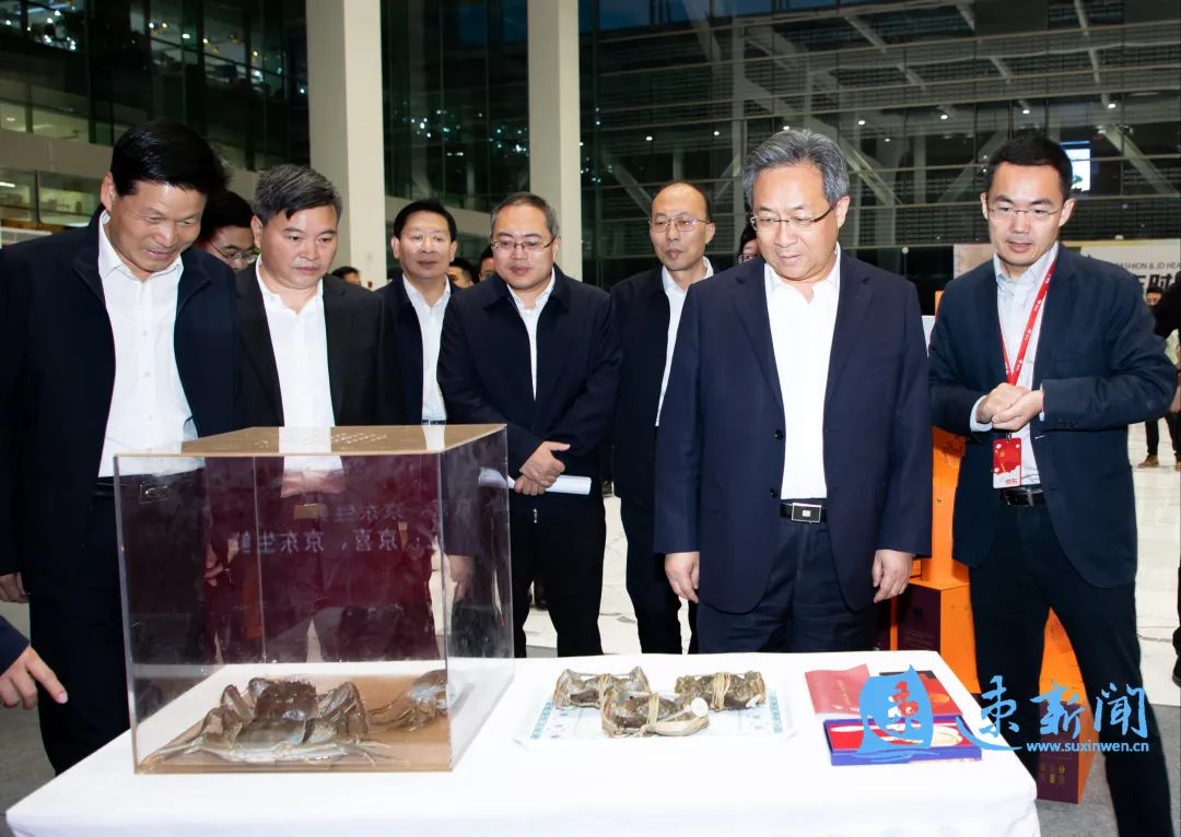 江苏省13名省管领导干部任前公示；特大城市南京代市长发出“四问”｜苏商这一周