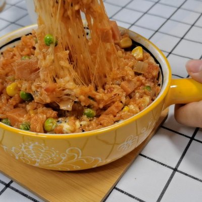 马苏里拉奶酪怎么吃（教你做超拉丝芝士焗饭）