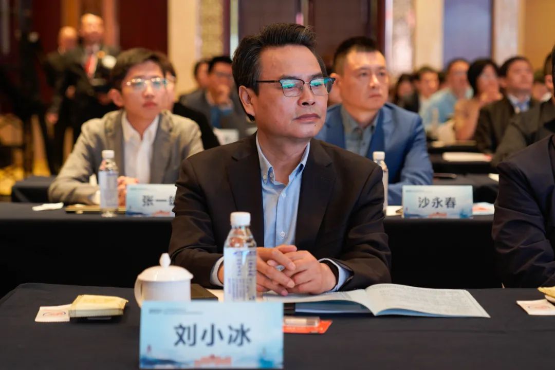 江苏法治报整版专题报道：生态环境法治研讨会暨江苏省法学会生态法学研究会2021年会扫描