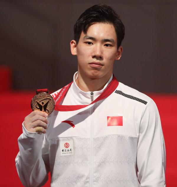 体操男子全能决赛（张博恒战胜桥本大辉赢得体操世锦赛男子个人全能冠军）-华海博客