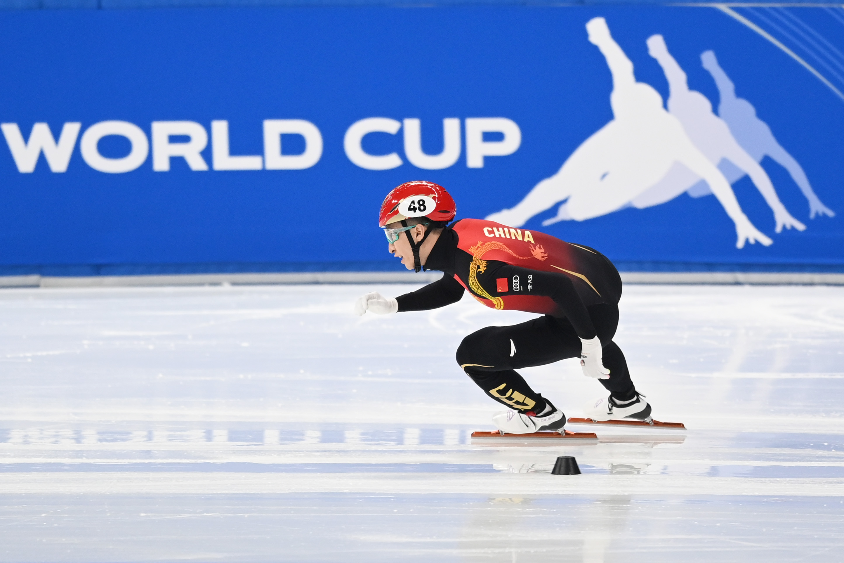 2021世界杯北京站短道速滑(短道速滑世界杯北京站：武大靖无缘男子500米奖牌)