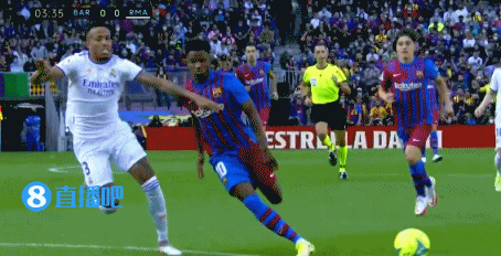 巴萨10-1皇马（西甲-阿拉巴破门阿奎罗巴萨首球 皇马2-1击败巴萨）