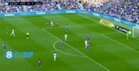 巴萨10-1皇马（西甲-阿拉巴破门阿奎罗巴萨首球 皇马2-1击败巴萨）