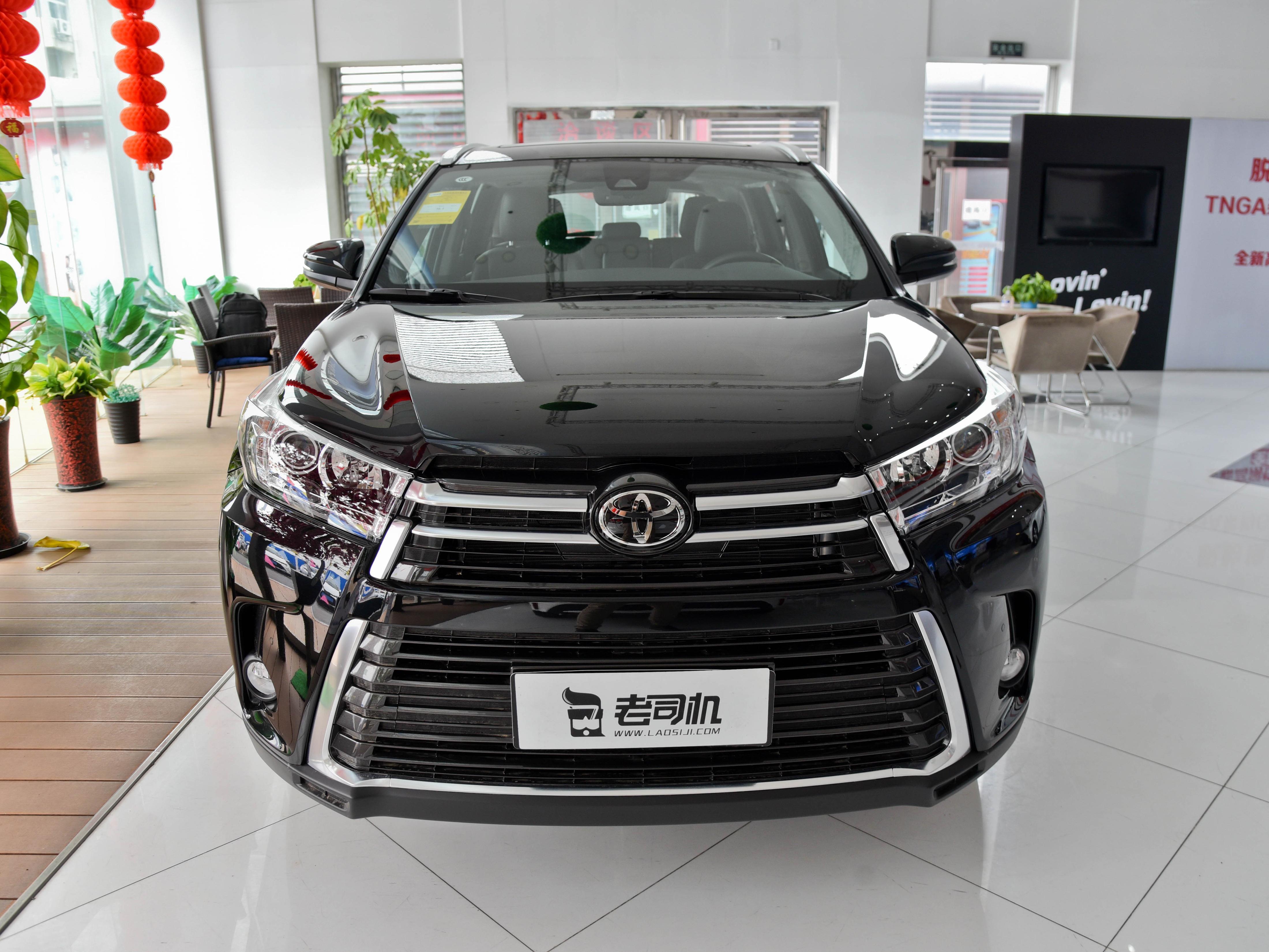 0t省油suv,性价比提高空间舒服,实拍汉兰达