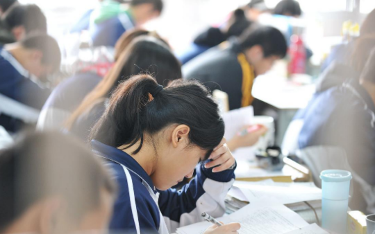 新高考模式下，卷面8分赋分后成了67分，等级赋分真的公平吗？