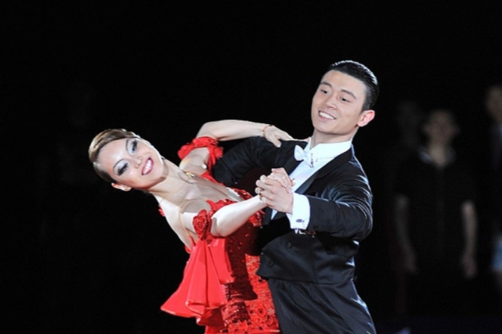 新知青故事：小说《黄河浊水》第一章(二节)：翰新探监校花