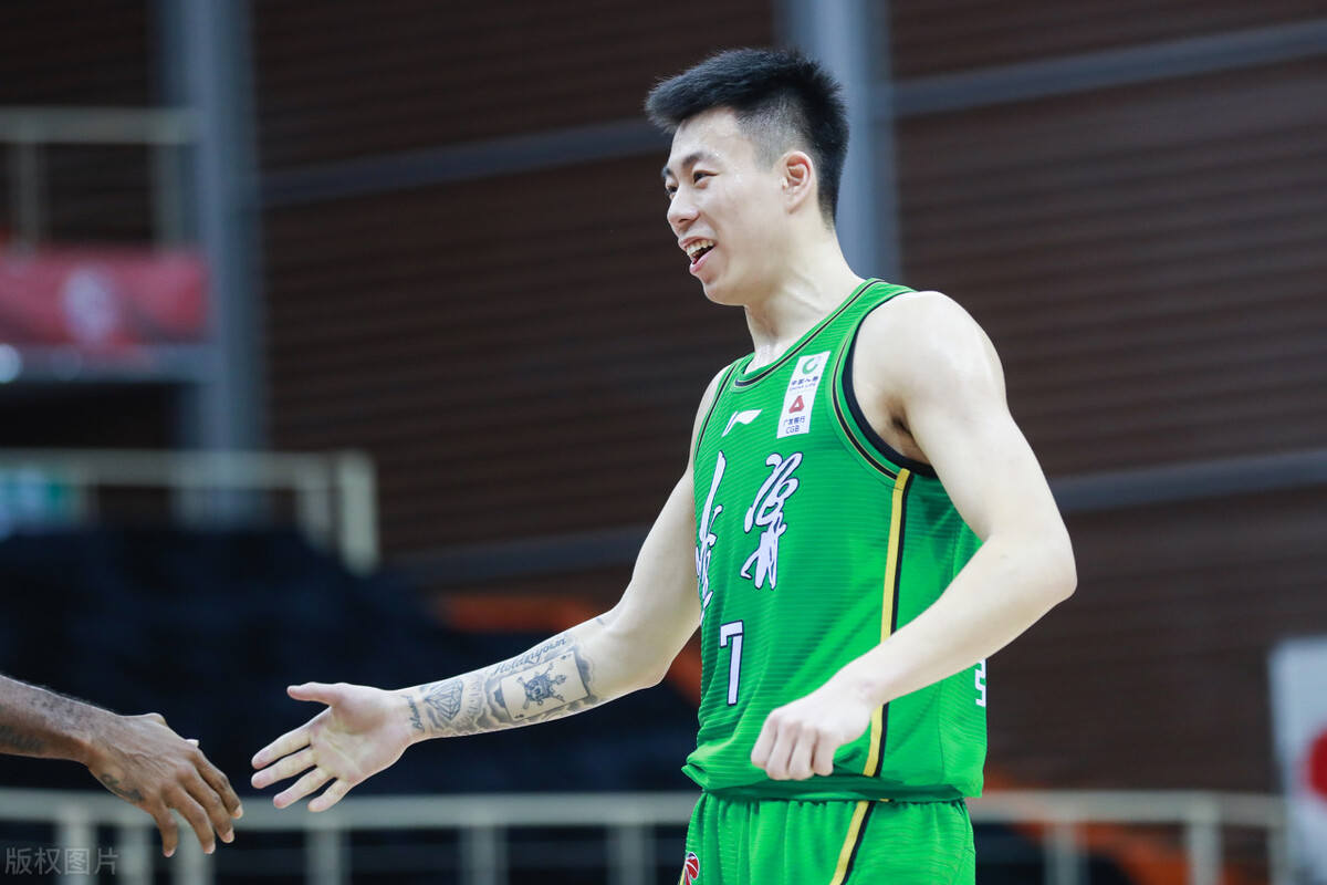 胡明轩为什么不去nba（为什么张镇麟胡明轩不报名参加NBA选秀？他们已经获得了选秀资格）