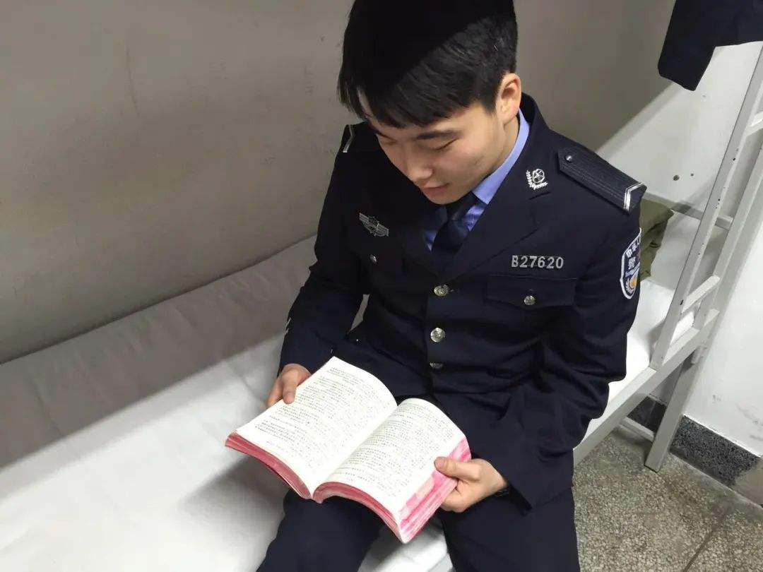 辽宁一所“实力派”大学，知名度不高，毕业后基本上都是公务员