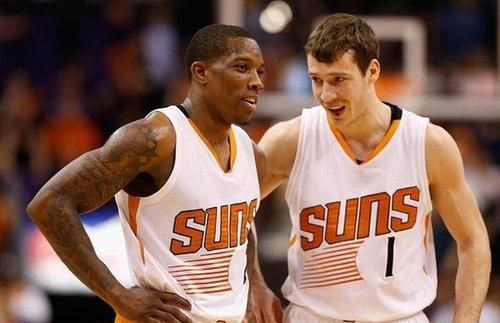 nba为什么不二三联防（深度｜剖析常见的“双控卫”现象）