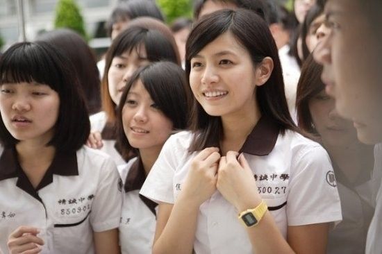 人前清纯、人后疯狂，这6位女明星，有的是贪爱，有的已彻底迷失