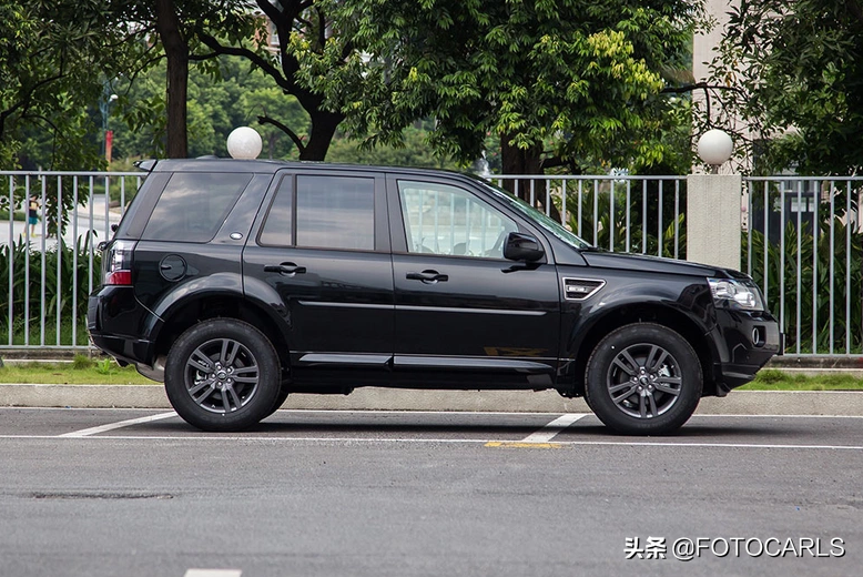 路虎神行者2 2.2T SD4实拍，炙手可热的网红车，咋一下不火了？